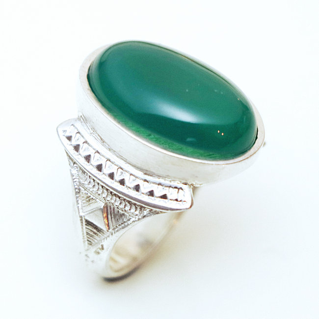 Bague argent massif 925 touareg chevalière ovale et Agate verte - Niger 002