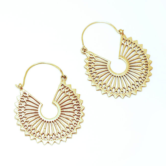 Boucles d'oreilles créoles filigranes bronze dorées - Inde 071