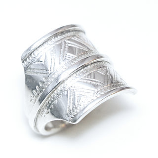 Bijoux ethniques touareg berbres bague en argent 925 massif homme femme chevalire large grave gravures carre- Niger 228 a