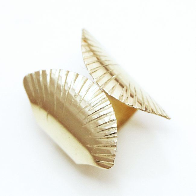 Bague papillon pétales Peul-Fulani réglable bronze doré 3 cm - Mali 037L