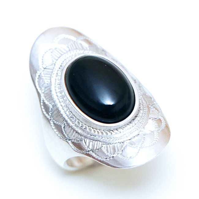 Bague argent massif 925 touareg ovale navette fleur et Onyx noir - Niger 073