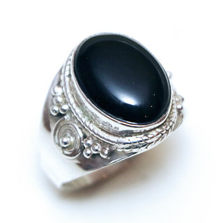 Bijoux ethniques Indiens bague en argent 925 massif femme pierre fine ovale filigranes Onyx noir spirales - Inde 197Sa