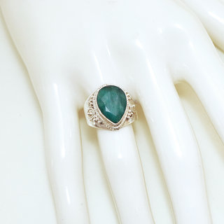 Bijoux ethniques Indiens bague en argent 925 massif chevalire femme pierre fine goutte filigranes facettes corindon Emeraude vert spirales - Inde 199 b