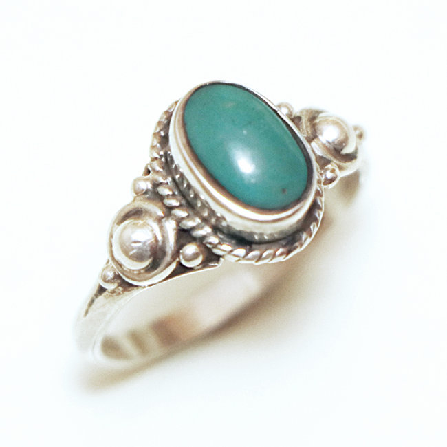 Bague argent 925 fine ovale filigranes et Turquoise naturelle - Inde 301