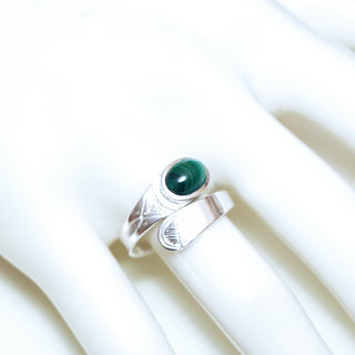 Bijoux ethniques touareg bague en argent 925 massif femme homme ovale croise rglable ajustable pierre fine Malachite vritable - Niger 030a b