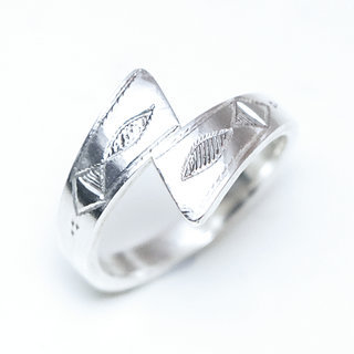 Bijoux ethniques touareg berbres bague en argent 925 femme fine rglable ajustable ouverte grave fine grave - Niger 276 a