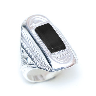 Bijoux ethniques touareg berbres chevalires argent bague femme longue navette grave et pierre fine Onyx noir rectangle - Niger 075 a