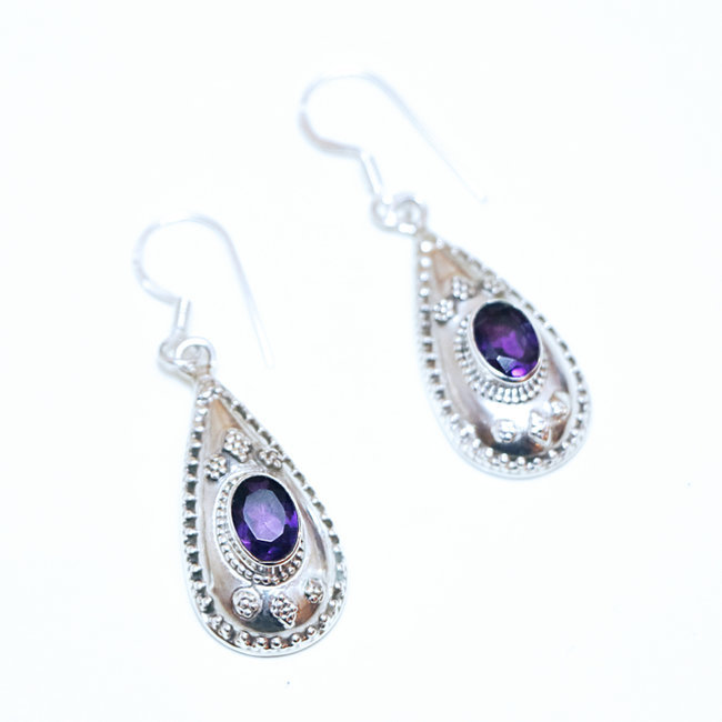 Boucles d'oreilles argent massif 925 ovales filigranes facettes et Améthyste violet - Inde 064