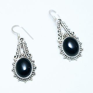 Bijoux Indiens Ethniques boucles d'oreilles argent 925 massif femme et pierre fine ovale classique Onyx noir lisse perles - Inde 067a