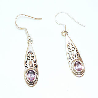 Bijoux Indiens Ethniques boucles d'oreilles argent 925 massif femme et pierre fine Amthyste violet mauve ovales ajoure dentelles filigranes facettes - Inde 127a