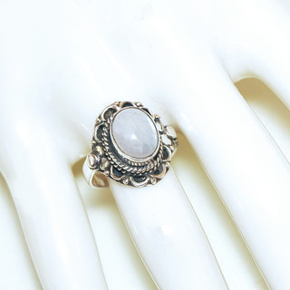 Bijoux ethniques Indiens bague en argent 925 massif femme pierre fine ovale filigranes Pierre de Lune blanc nacr iris - Inde 329Mb