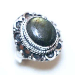 Bijoux ethniques Indiens bague en argent 925 massif femme pierre fine ovale filigranes Labradorite gris vert kaki - Inde 329Ma