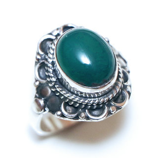 Bijoux ethniques Indiens bague en argent 925 massif femme pierre fine ovale filigranes Agate verte fonc - Inde 329Ma