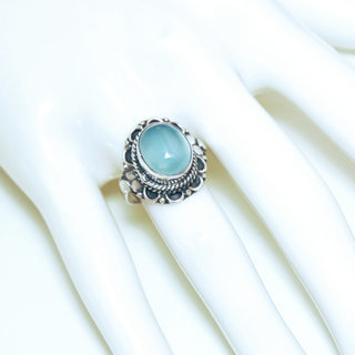 Bijoux ethniques Indiens bague en argent 925 massif femme pierre fine ovale filigranes Calcdoine bleue claire - Inde 329Mb