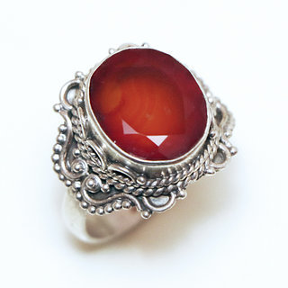 Bijoux ethniques Indiens bague argent 925 massif et pierre fine Cornaline orange ovale filigranes facettes - Inde 333a