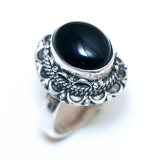 Bijoux ethniques Indiens bague argent 925 et pierre fine Onyx noir ovale dentelle filigranes - Inde 337a