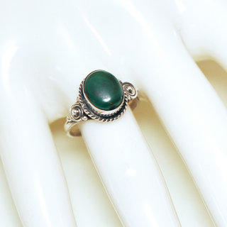 Bijoux ethniques Indiens bague en argent 925 massif fine femmes et pierre fine Malachite vert fonc marbr ovale filigranes spirales - Inde 063Mb