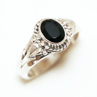 Bijoux ethniques Indiens bague argent pierres semi-prcieuses 925 massif et pierre fine Onyx noir fonc ovale dentelle filigranes facettes - Inde 358a