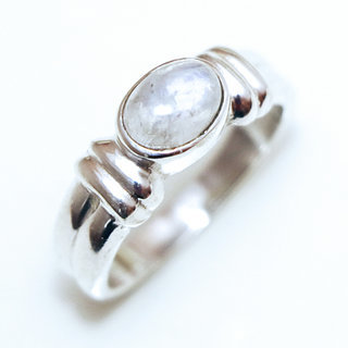 Bijoux ethniques Indiens bague argent pierres semi-prcieuses 925 massif et pierre fine Pierre de Lune blanc nacr ovale filigranes - Inde 361a