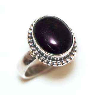 Bijoux ethniques Indiens bague en argent pierres semi-prcieuses 925 femmes et pierre fine Amthyste violet mauve petite ovale filigranes - Inde 075Ma