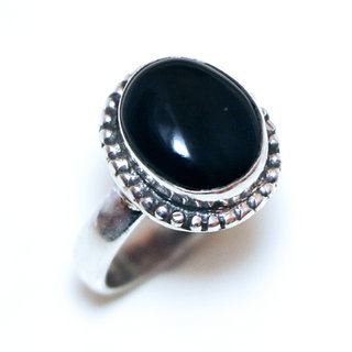 Bijoux ethniques Indiens bague en argent pierres semi-prcieuses 925 femmes et pierre fine Onyx noir fonc petite ovale filigranes - Inde 075Ma