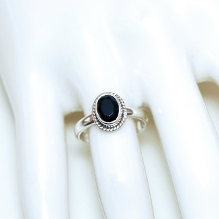 Bijoux ethniques Indiens bague en argent 925 massif femme et pierre fine Onyx noir fonc ronde anneau fin perles perl - Inde 370b