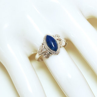 Bijoux ethniques Indiens bague en argent pierres semi-prcieuses 925 massif femme et pierre fine Lapis Lazuli bleu fonc marquise navette filigranes - Inde 389b