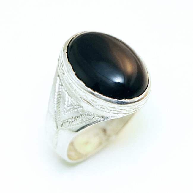 Bague argent 750 chevalière ovale et Onyx - Mauritanie 033