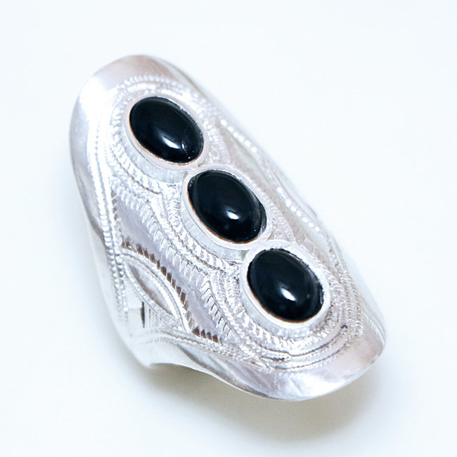 Bague argent massif 925 touareg navette longue et Onyx - Niger 092