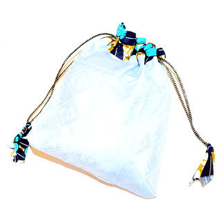 Pochette cadeau bijoux en tissu sac africain wax emballage ide homme femme pour anniversaire, nol, saint-valentin boite grande bleu clair pompon - Mali POPG007 b
