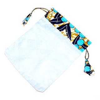 Pochette cadeau bijoux en tissu sac africain wax emballage ide homme femme pour anniversaire, nol, saint-valentin boite grande bleu clair pompon 15x20 cm - Mali POPTG001 a