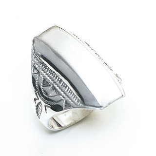 Bijoux ethniques touareg berbres bague en argent 925 femme homme berbre personnalise longue navette grave artisanale relief volume - Niger 326 a