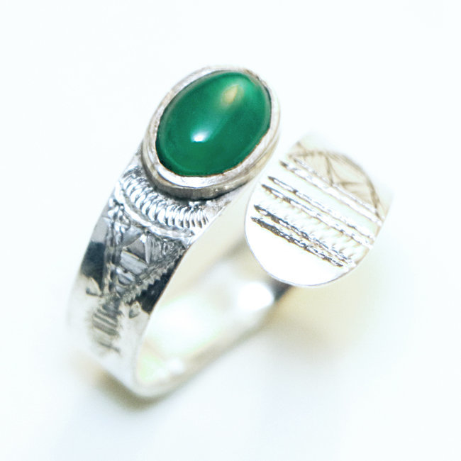 Bague argent 925 touareg réglable croisée ruban Agate verte - Niger 133