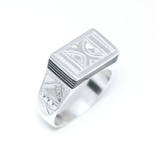 Bijoux ethniques touareg berbres bague chevalire en argent 925 massif femme homme chevalire gravure prnom personnalis personnalisable grav bois d'bne - Niger 104 a