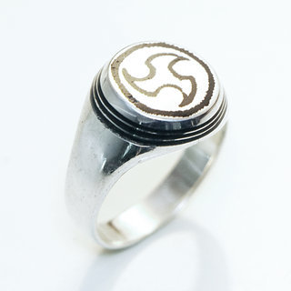Bijoux ethniques touareg berbres triskel mitsudomoe japon bague chevalire en argent 925 massif femme homme chevalire ronde gravure prnom personnalis cycle de la vie grav bois d'bne - Niger 105 a