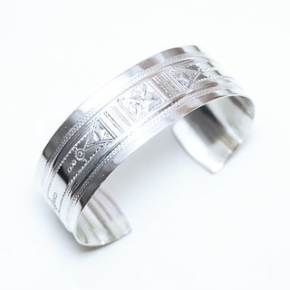 Bijoux ethniques Bracelet touareg berbre argent 925 massif femme manchette large personnalise glable ajustable ouvert grav gravure artisanal croix - Niger 154 a