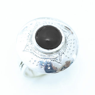 Bijoux ethniques touareg berbres bague en argent 925 massif femme pierres semi-prcieuses Onyx noir grande ronde grave artisanale personnalise - Niger 019 a