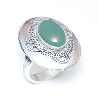 Bijoux touareg ethniques berbres bague en argent 925 massif femme grande grave et pierre fine ovale aventurine verte - Niger 068 a