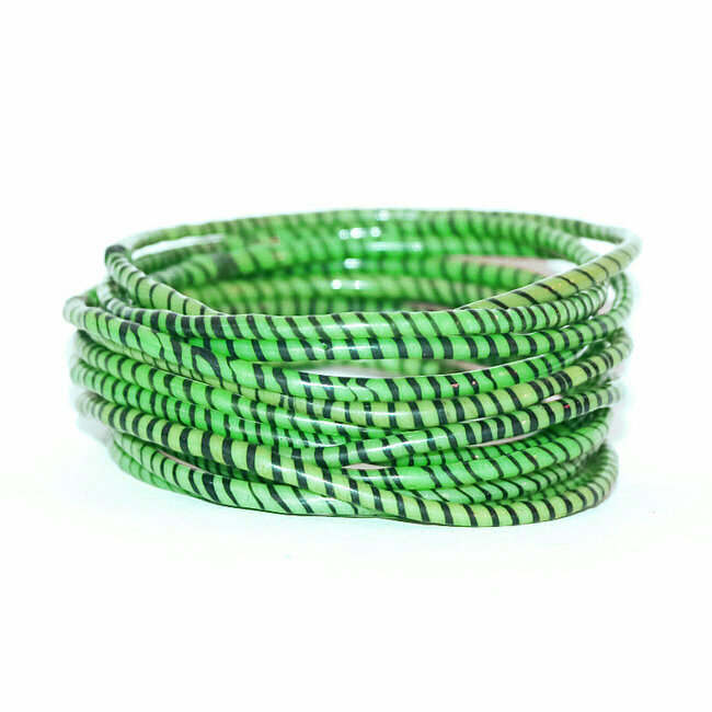 Lot de 12 bracelets Jokko en plastique recyclé Vert absinthe - Mali 091