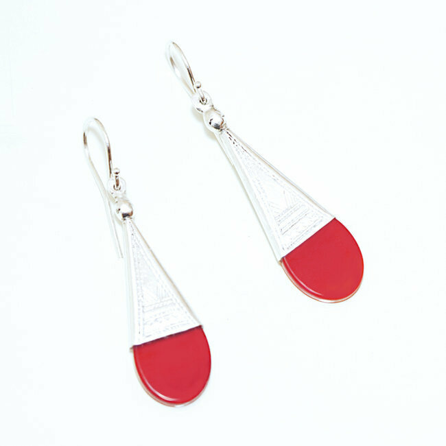 Boucles d'oreilles argent massif 925 touareg gouttes Ingall et verre rouge opaque - Niger 013